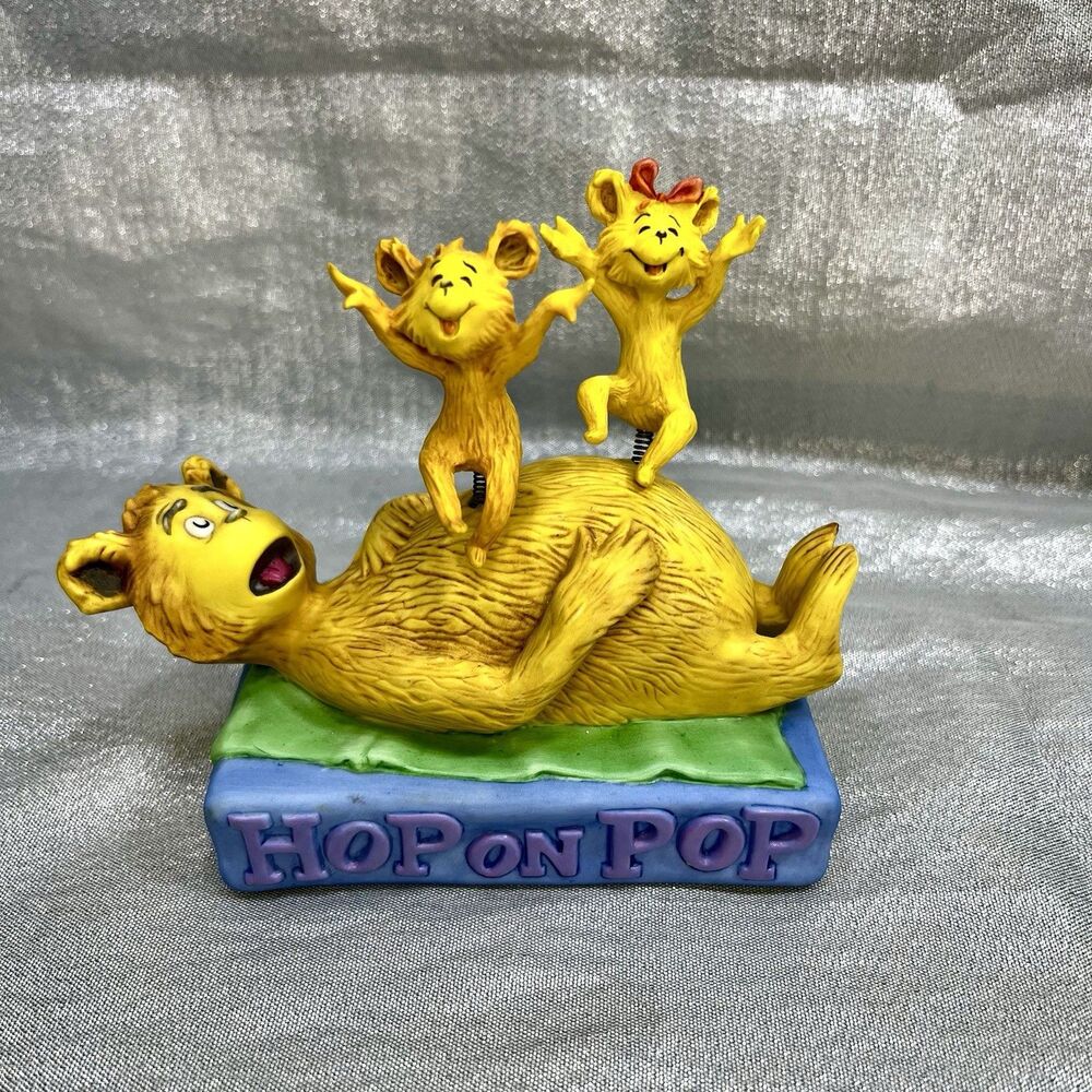 MINT Vintage 2000 Hallmark DR. SEUSS "HOP ON POP"  Figurine 1E 9318